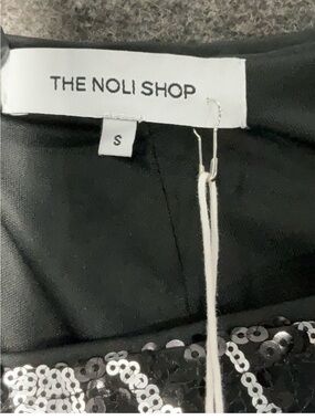Noli Black Sequin Front Top